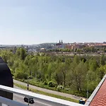 Romatic With Terrace